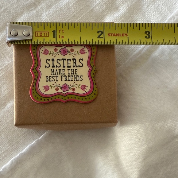 Stanley Floral Sisters Accessory Box with brass colored “sister”- Pink and Green - Picture 3 of 6